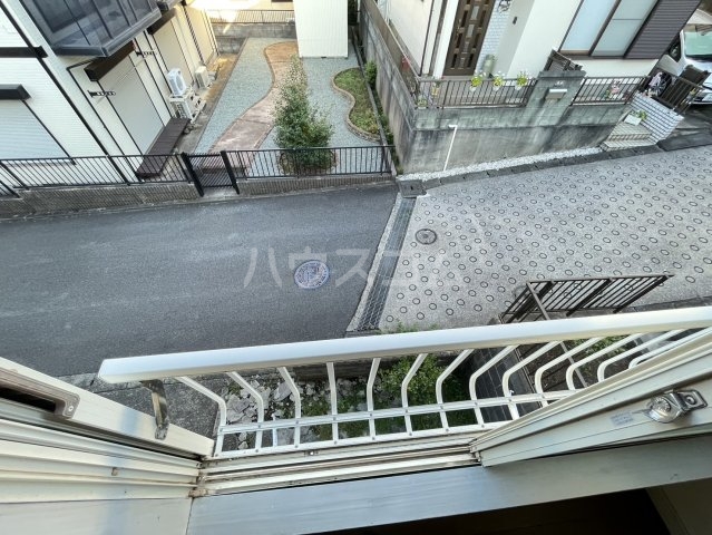 13/22 バルコニー