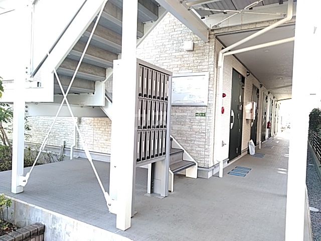 20/26 エントランス