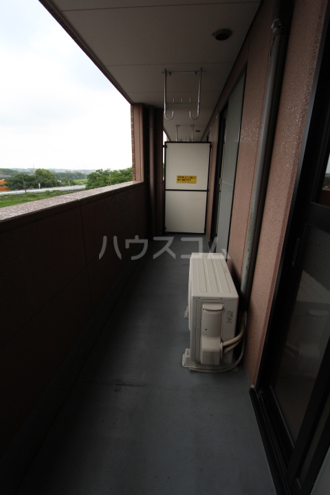 19/30 バルコニー