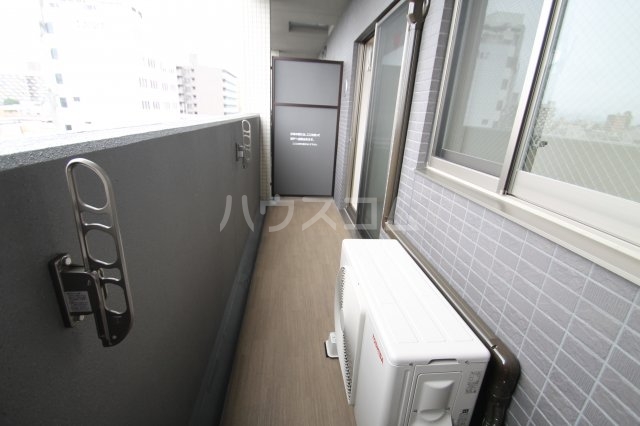 16/27 バルコニー