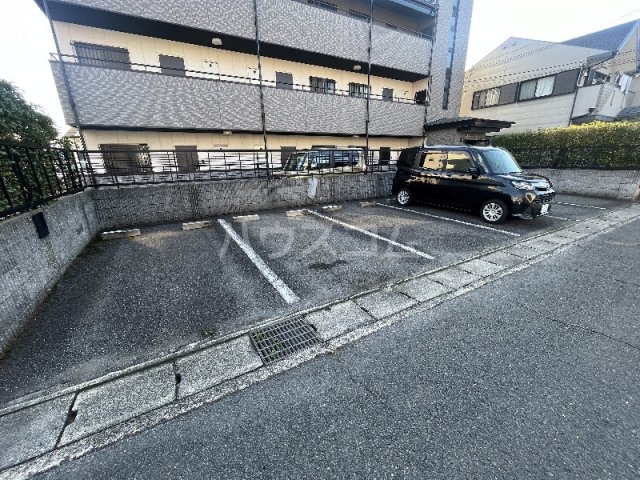 29/30 駐車場