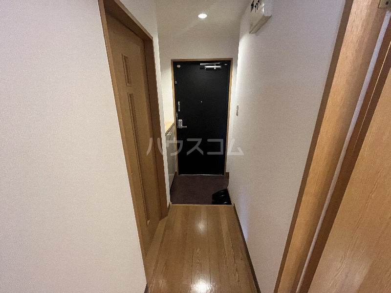 13/30 玄関
