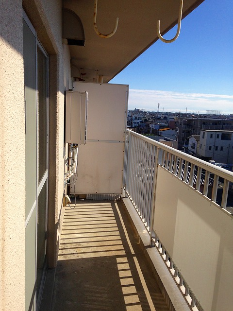 19/28 バルコニー