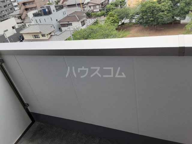 21/30 バルコニー