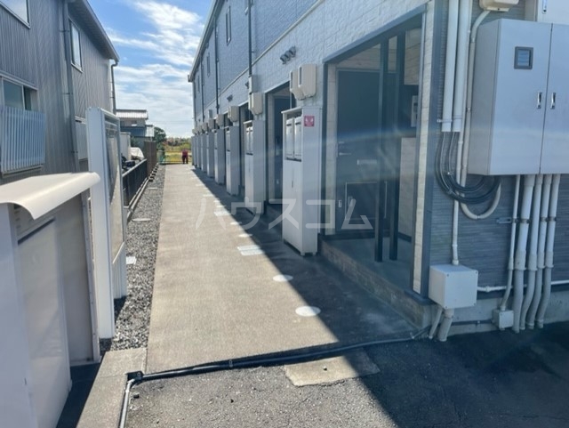 14/18 エントランス