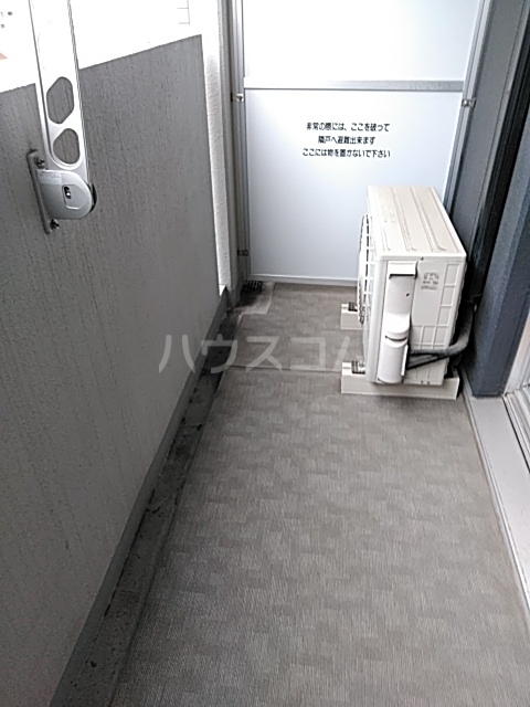 13/30 バルコニー