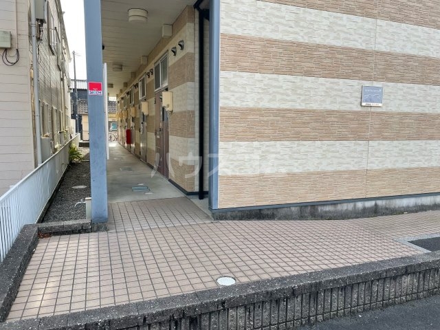 15/25 エントランス