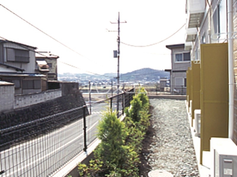 15/25 エントランス