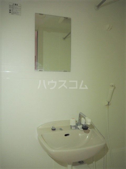 13/30 洗面