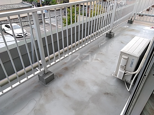 20/30 バルコニー