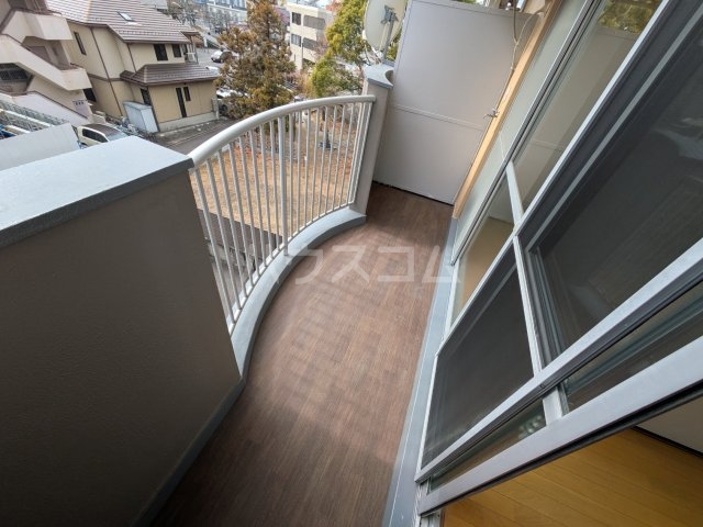 21/28 バルコニー