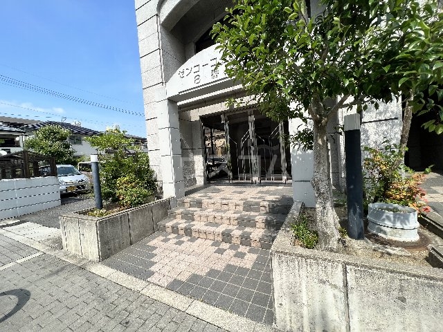 14/24 エントランス