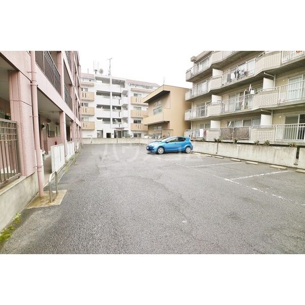 エスポワール天子田駐車場