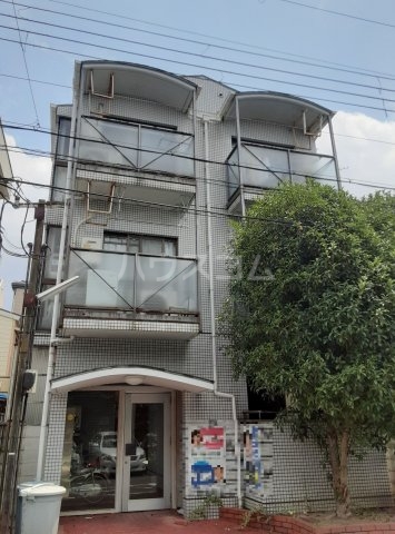 23/30 エントランス