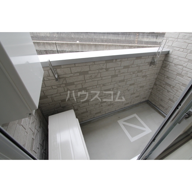 13/20 バルコニー