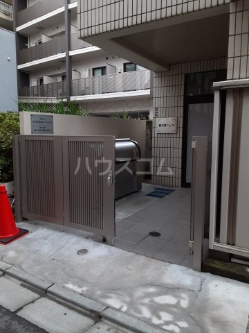 29/30 エントランス