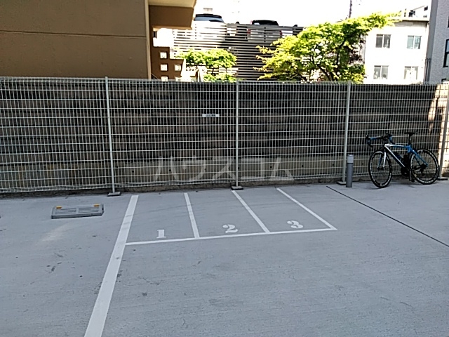 3/4 駐車場