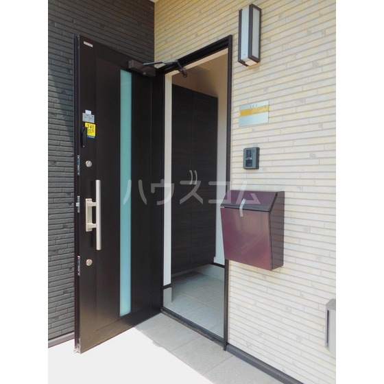 19/25 エントランス