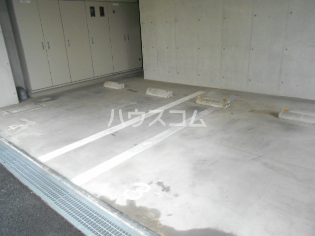 22/30 駐車場