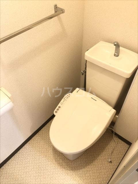 18/30 トイレ