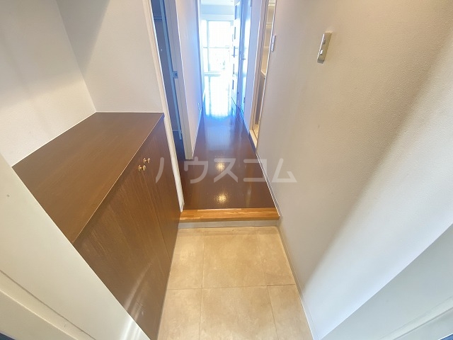 13/30 玄関