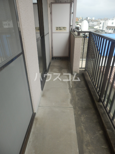 21/25 バルコニー