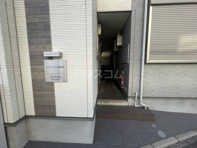 21/24 エントランス