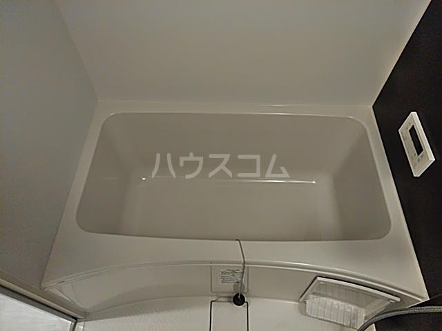 13/28 浴室