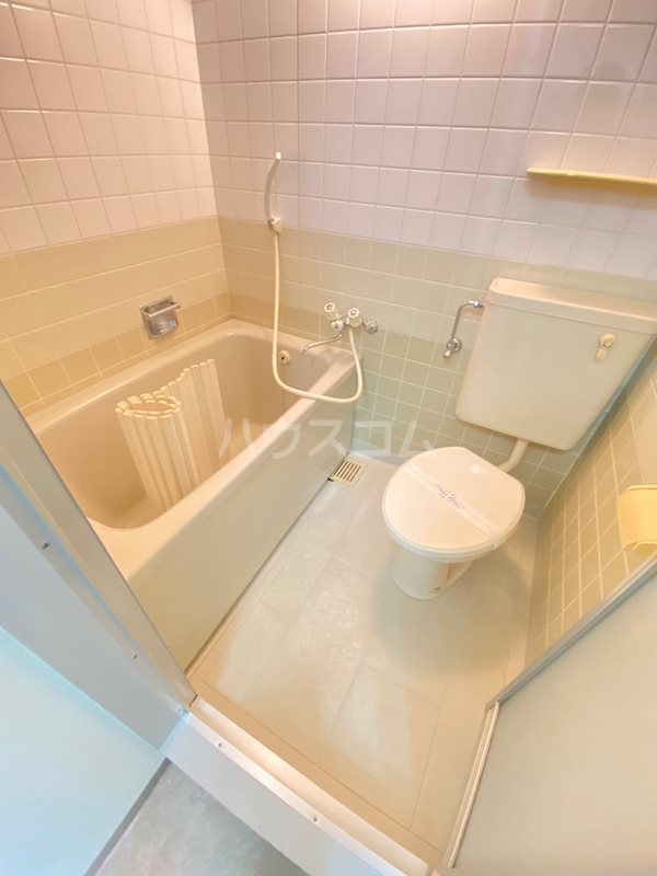 11/23 浴室