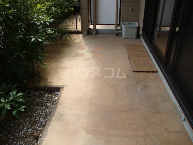 15/23 バルコニー