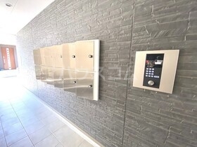 2/4 エントランス