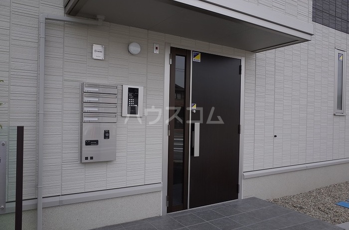 21/29 エントランス