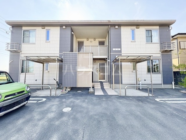 18/20 駐車場
