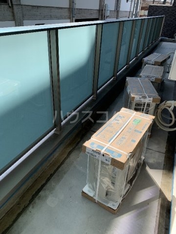 20/30 バルコニー