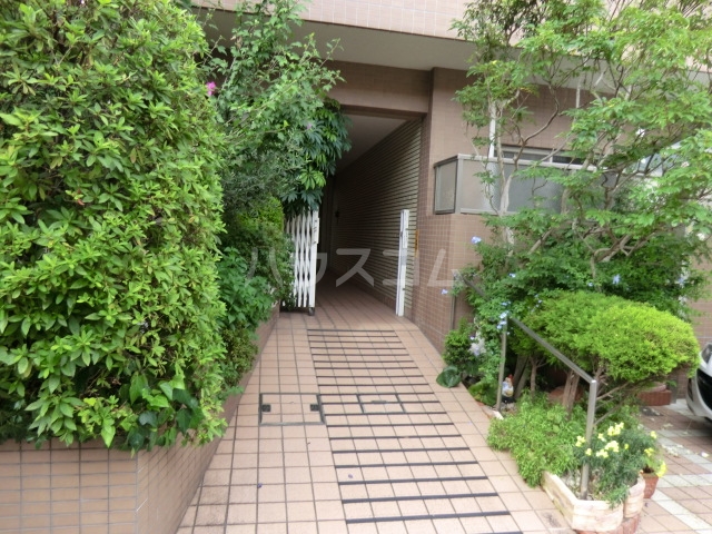 3/6 エントランス