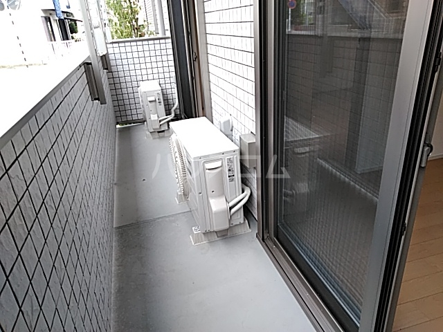 20/27 バルコニー