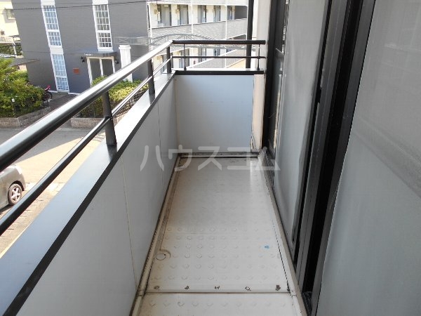 15/28 バルコニー