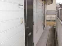 14/19 エントランス