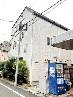 2/4 外観