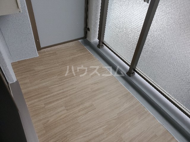 14/28 バルコニー