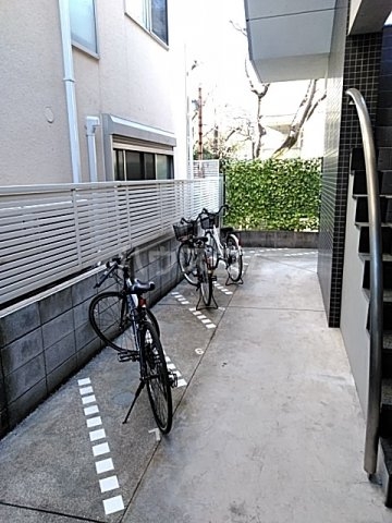4/11 駐車場