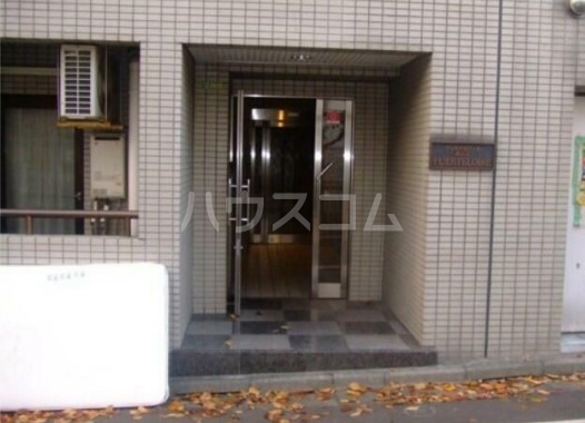 19/29 エントランス