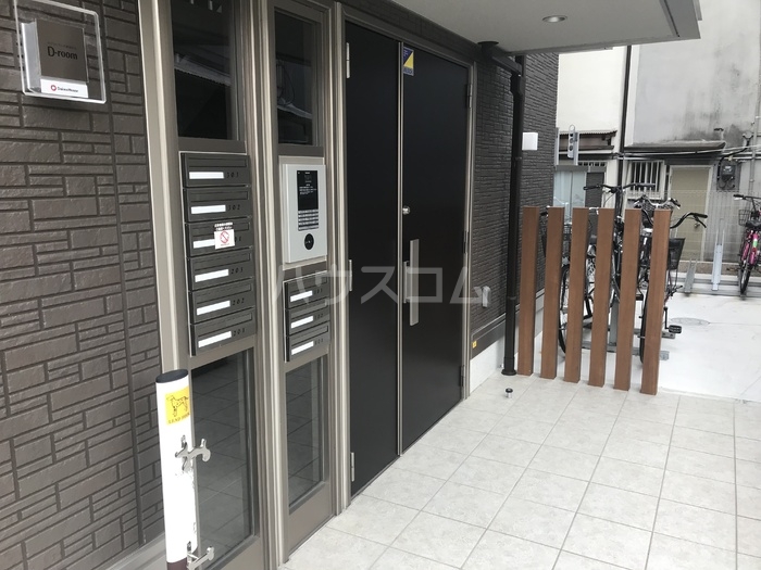 15/24 エントランス