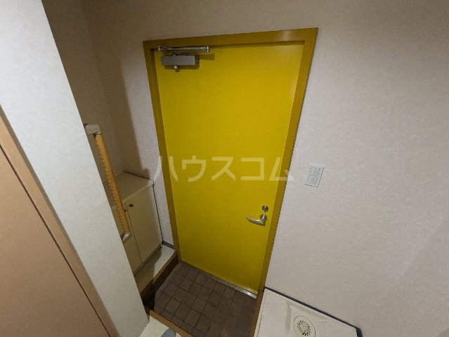 13/30 玄関