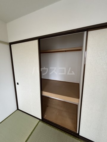 13/30 収納