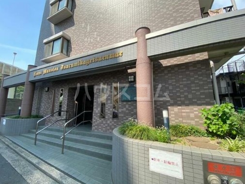 14/20 エントランス