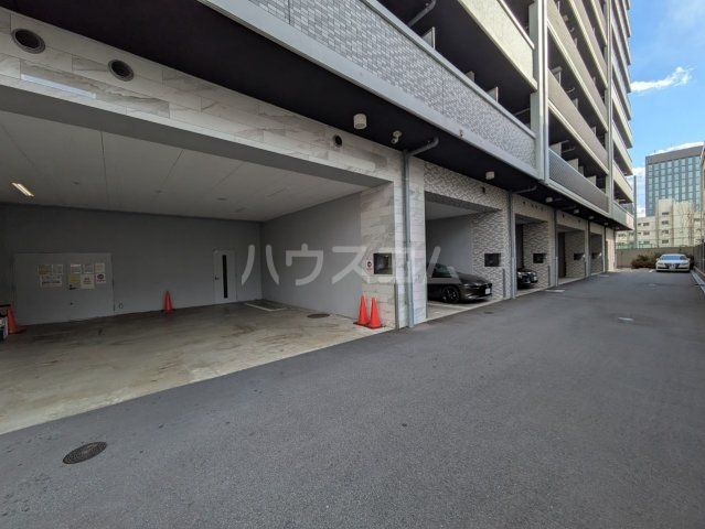 26/30 駐車場