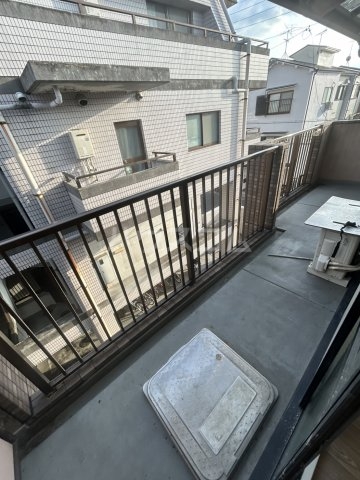 19/30 バルコニー