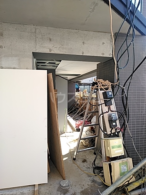 19/29 エントランス