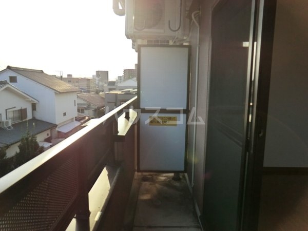 19/30 バルコニー